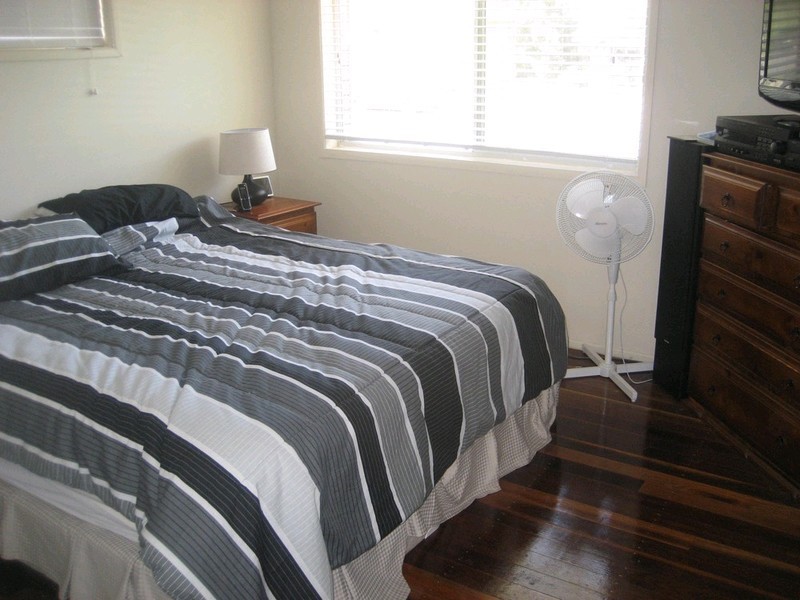 5 Glode Avenue, Churchill QLD 4305