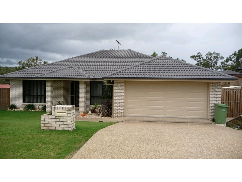 5 Crystalwood Court, Fernvale QLD 4306