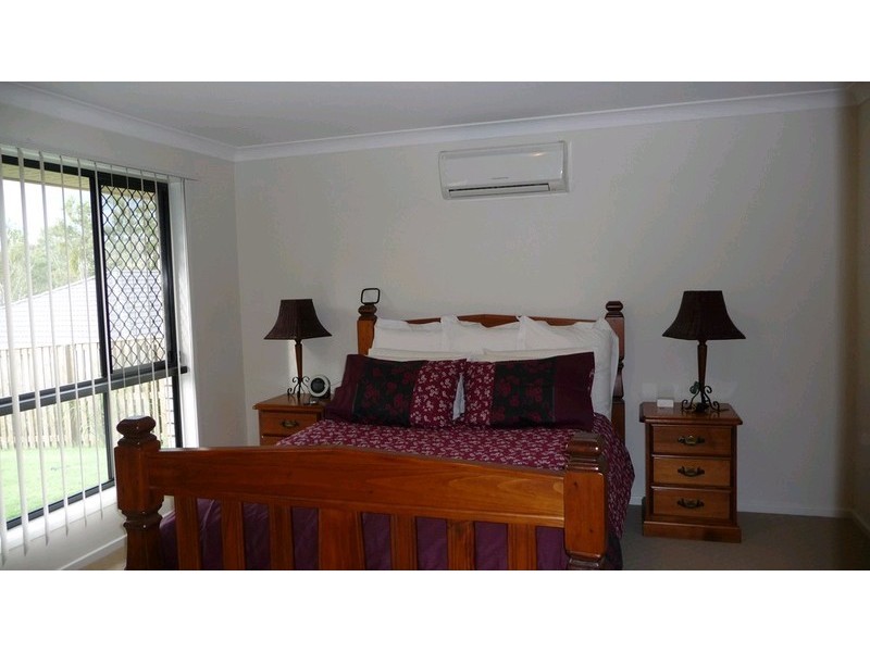 5 Crystalwood Court, Fernvale QLD 4306