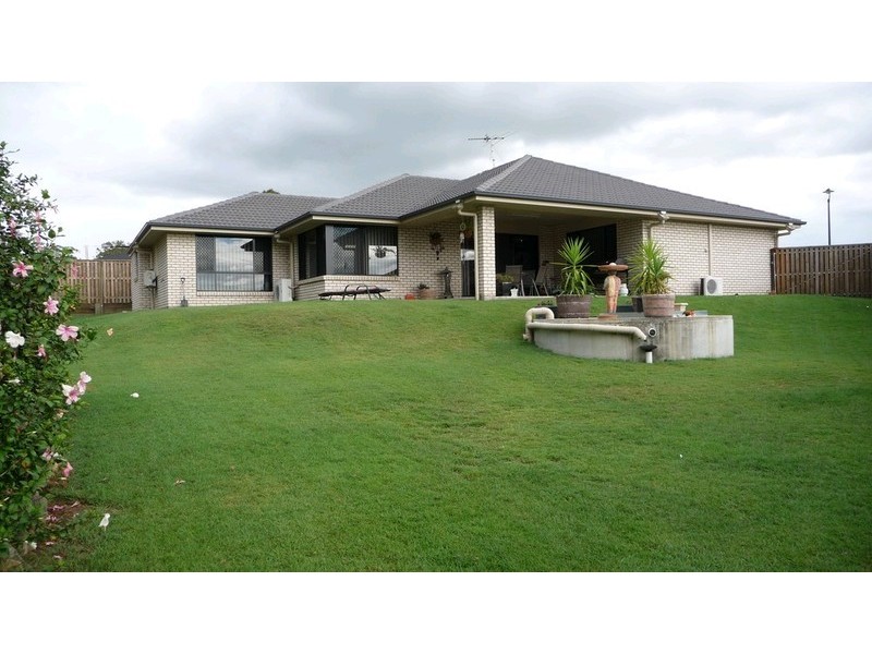 5 Crystalwood Court, Fernvale QLD 4306