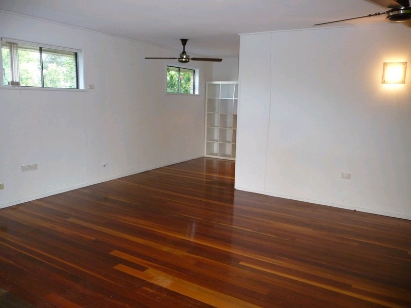 26 Glode Avenue, Churchill QLD 4305