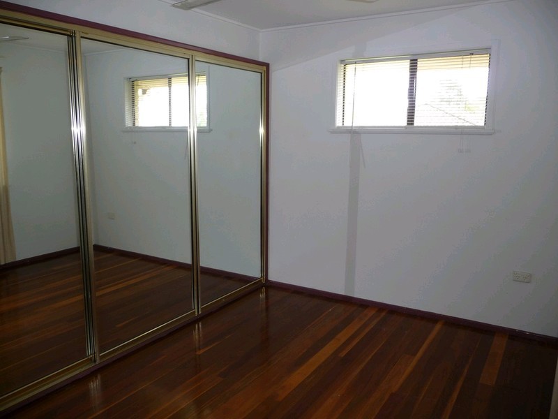 26 Glode Avenue, Churchill QLD 4305