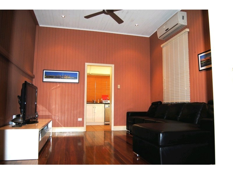 Raceview QLD 4305
