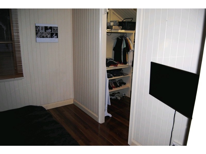 Raceview QLD 4305