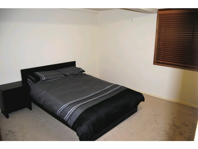 Raceview QLD 4305