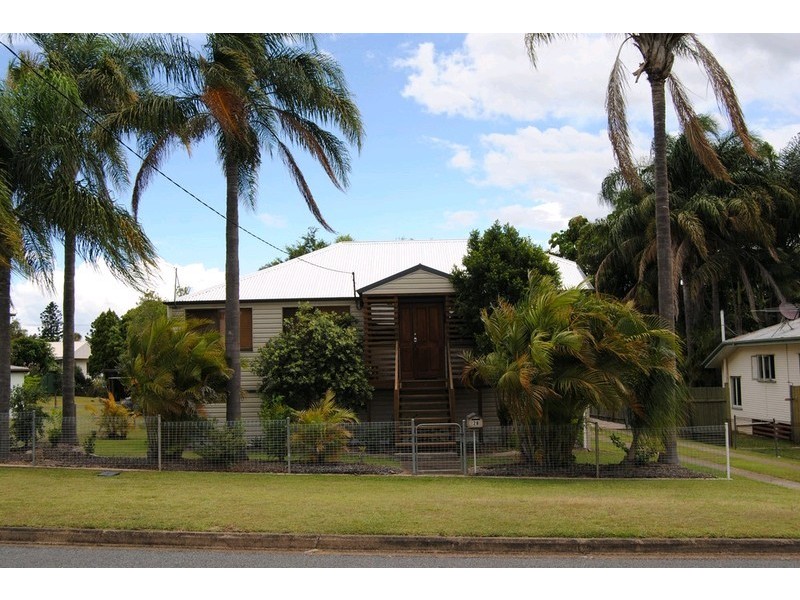 Raceview QLD 4305