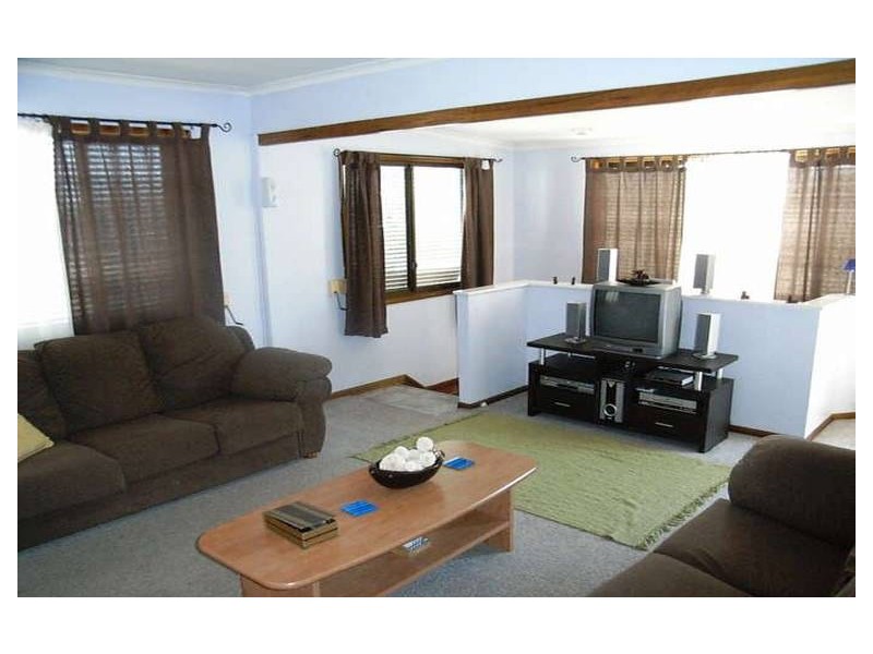 28 Jarrah Street, Raceview QLD 4305