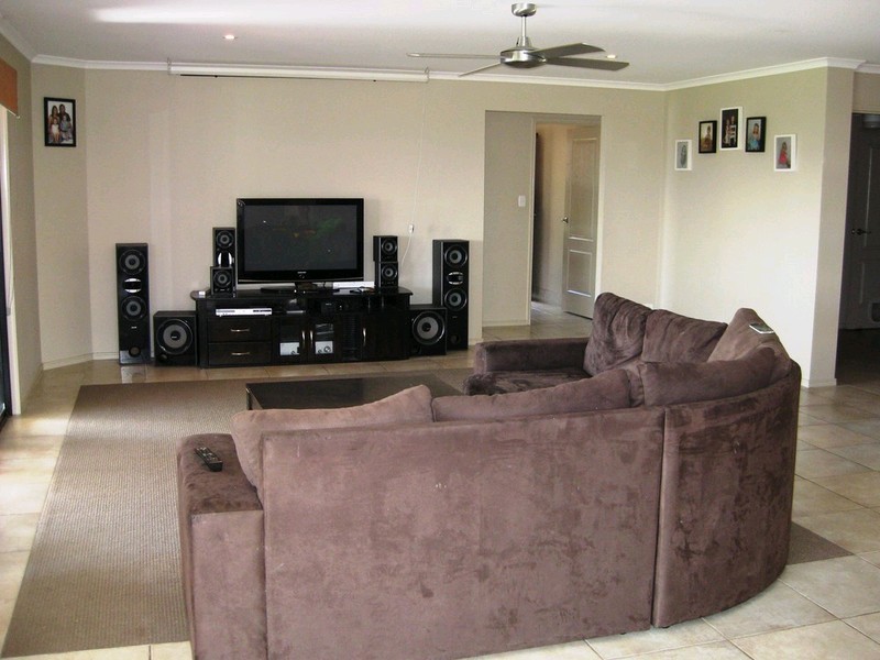 170 Edwards Street, Raceview QLD 4305