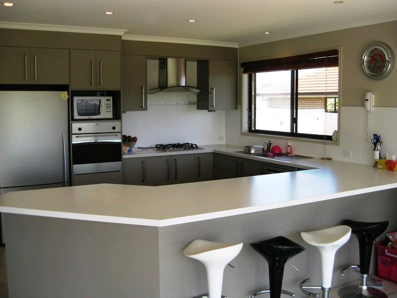 170 Edwards Street, Raceview QLD 4305