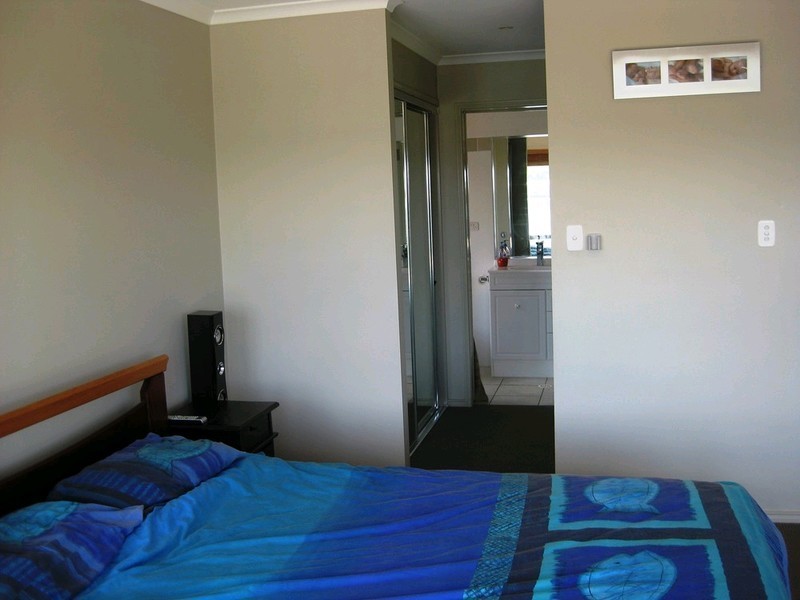 170 Edwards Street, Raceview QLD 4305