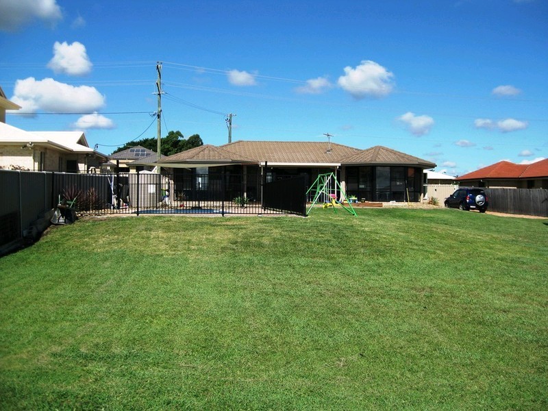 170 Edwards Street, Raceview QLD 4305