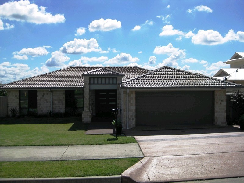 170 Edwards Street, Raceview QLD 4305