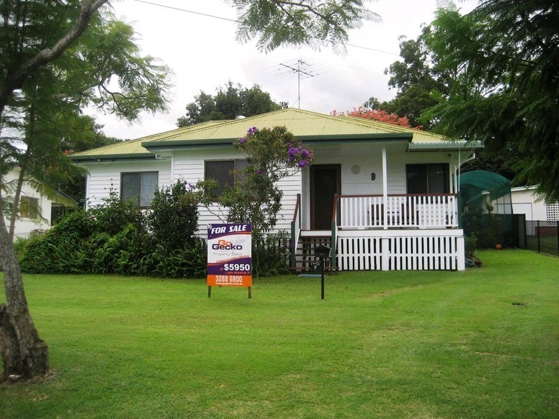 9 Orangefield Street, Eastern Heights QLD 4305