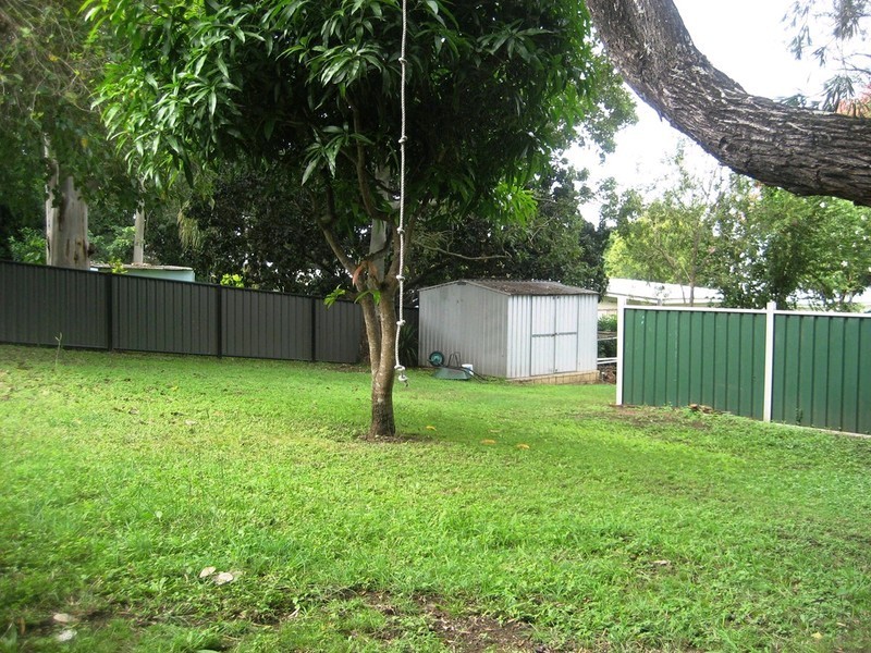 9 Orangefield Street, Eastern Heights QLD 4305