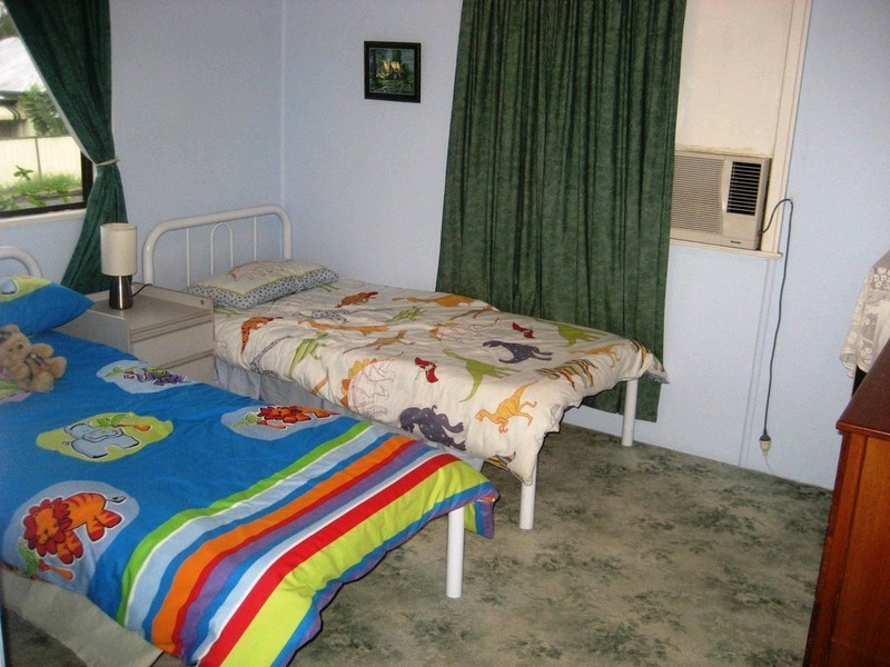 9 Orangefield Street, Eastern Heights QLD 4305