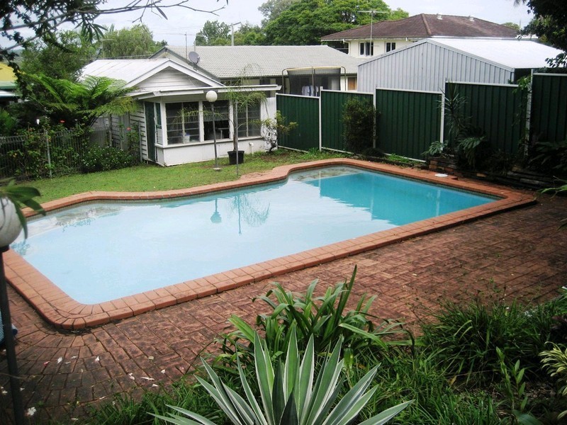 9 Orangefield Street, Eastern Heights QLD 4305