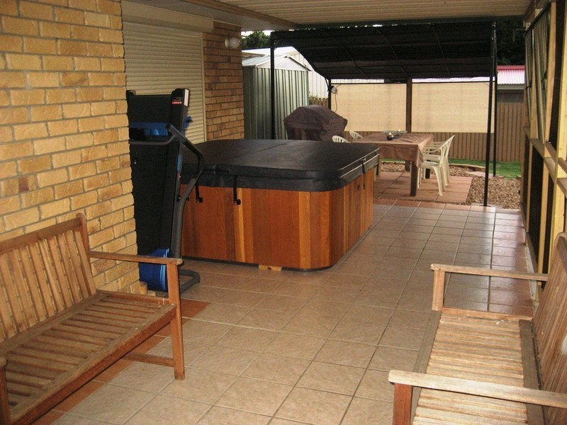 237 Ripley Road, Flinders View QLD 4305
