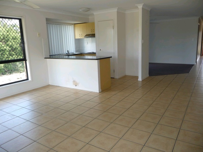 76 Rose Avenue, Minden QLD 4311