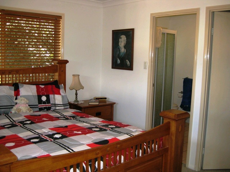 9 Cocos Place, Raceview QLD 4305