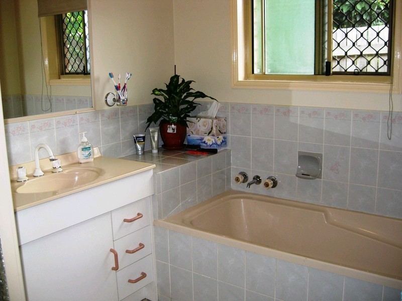 9 Cocos Place, Raceview QLD 4305