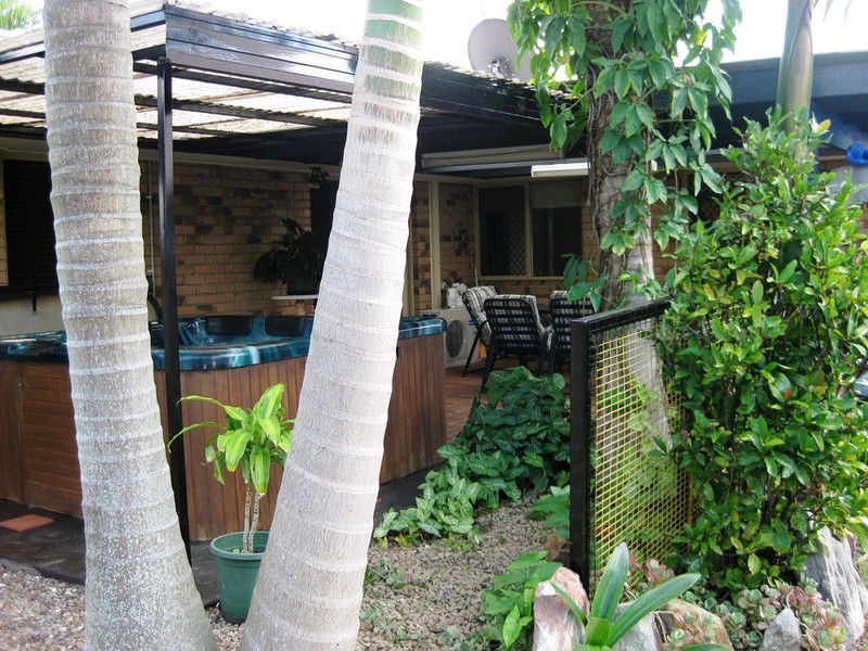 9 Cocos Place, Raceview QLD 4305