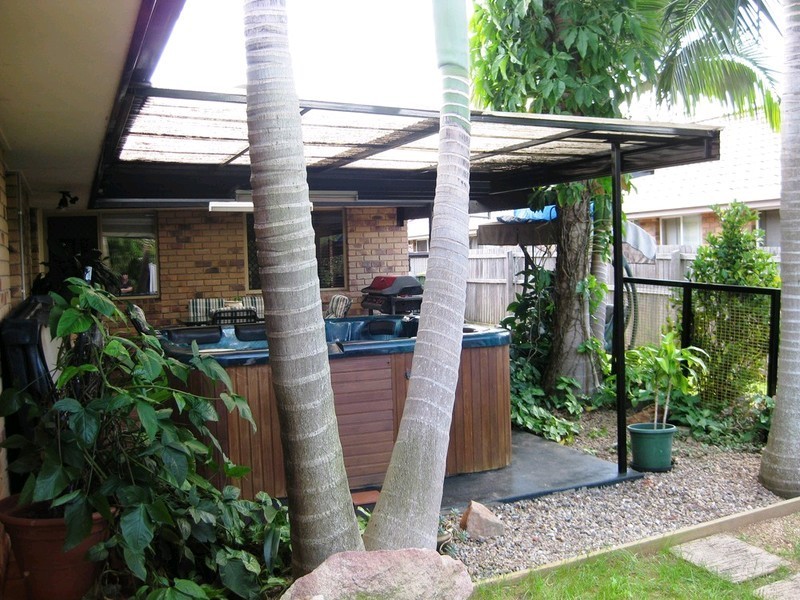 9 Cocos Place, Raceview QLD 4305