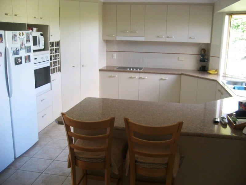 5 Bentley Court, Flinders View QLD 4305