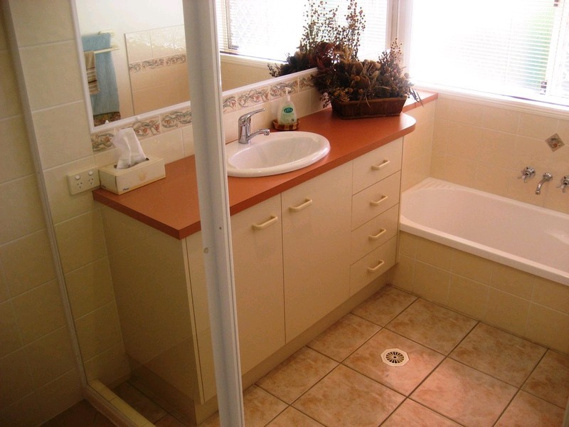 5 Bentley Court, Flinders View QLD 4305