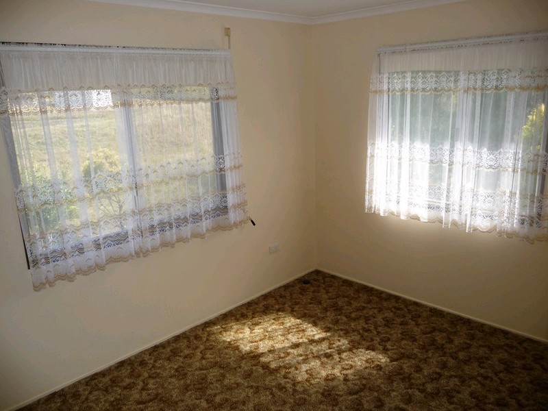 15 Office Lane, Glamorgan Vale QLD 4306