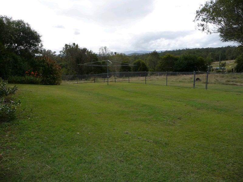 15 Office Lane, Glamorgan Vale QLD 4306