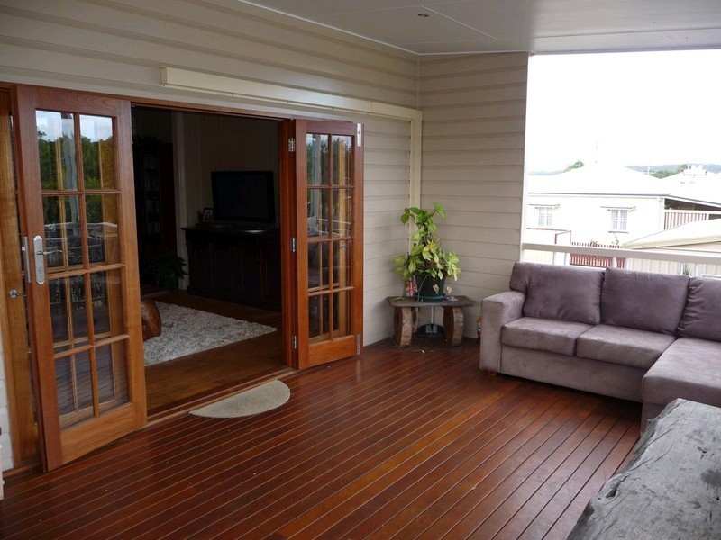 79 Cemetery Road, Raceview QLD 4305