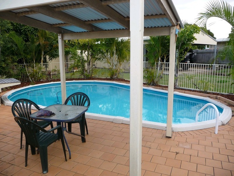 79 Cemetery Road, Raceview QLD 4305