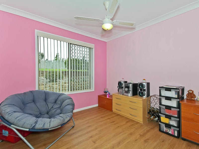 9 Nautilus Close, Karalee QLD 4306