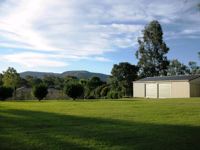 9 Nautilus Close, Karalee QLD 4306