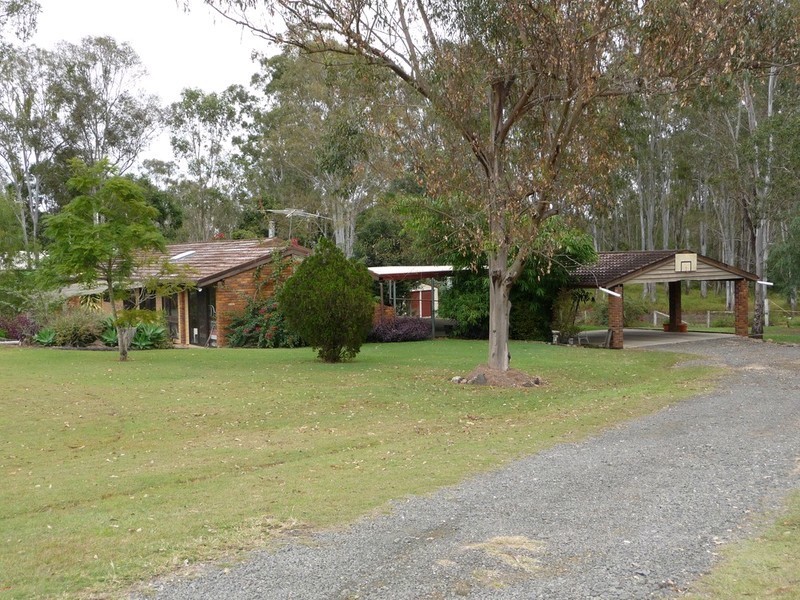 86 Poplar Street, Walloon QLD 4306