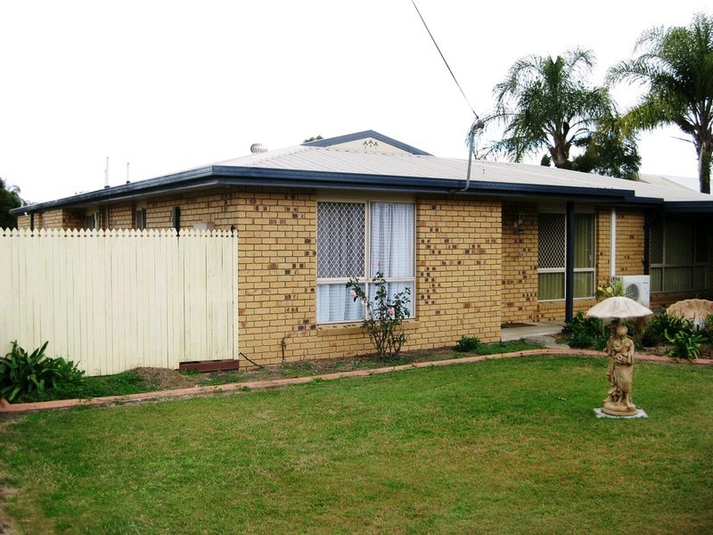 47 Farrell Drive, Walloon QLD 4306