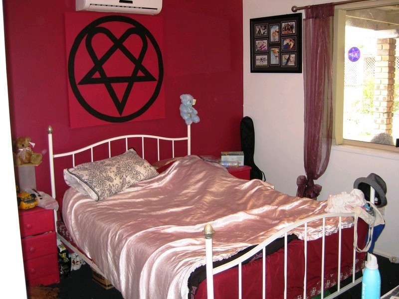 47 Farrell Drive, Walloon QLD 4306