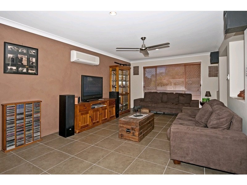 38 Rockman Drive, Raceview QLD 4305