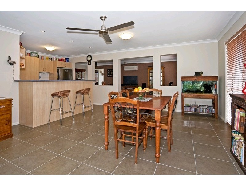 38 Rockman Drive, Raceview QLD 4305