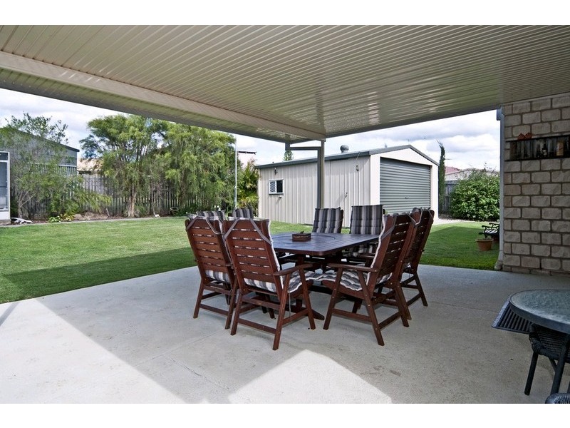 38 Rockman Drive, Raceview QLD 4305