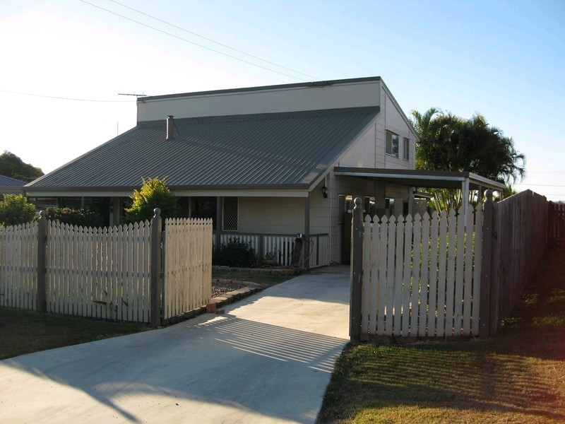 62 Thomas Street, Flinders View QLD 4305