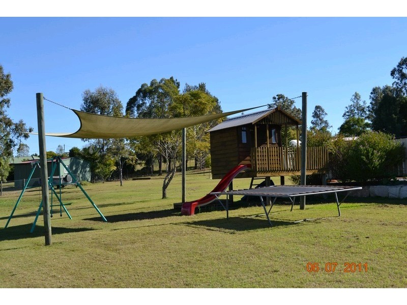 2 Banbury Court, Willowbank QLD 4306