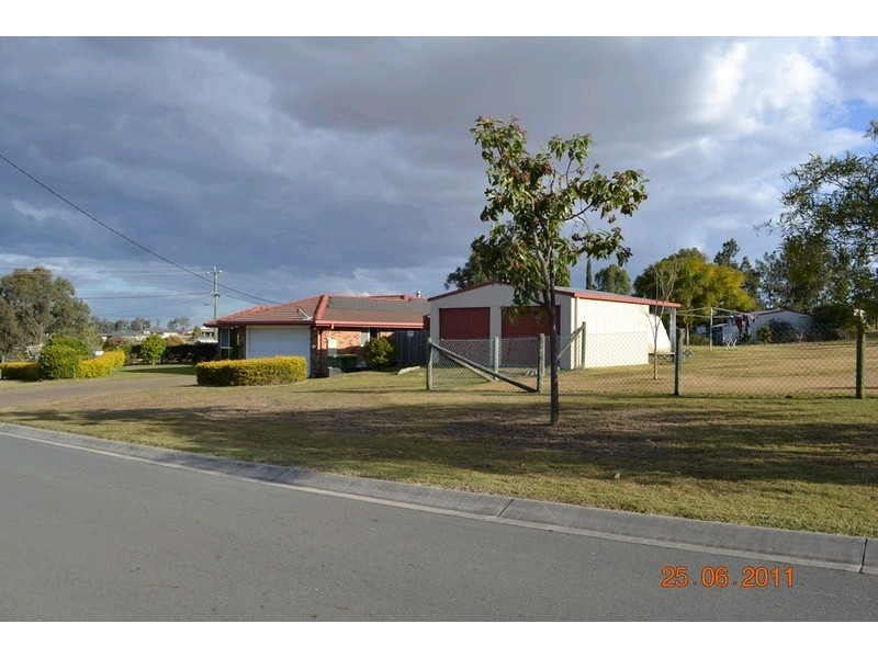 2 Banbury Court, Willowbank QLD 4306
