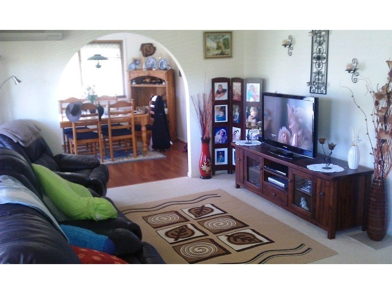 10 Brushbox Place, Walloon QLD 4306
