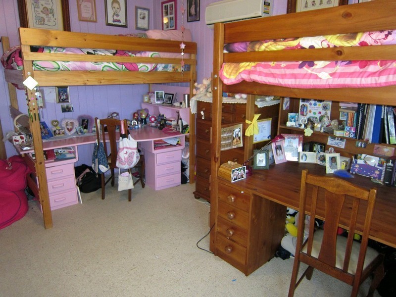 2 Smart Avenue, Eastern Heights QLD 4305