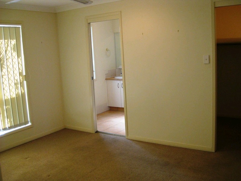 9 Anna Drive, Raceview QLD 4305