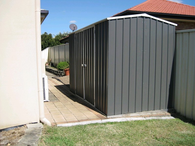 9 Anna Drive, Raceview QLD 4305