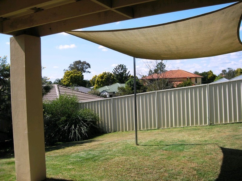 9 Anna Drive, Raceview QLD 4305