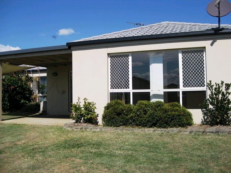 9 Anna Drive, Raceview QLD 4305