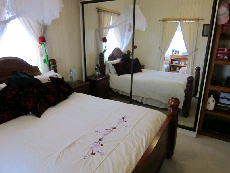 4 Cramb Street, Eastern Heights QLD 4305